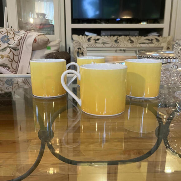 Lynn Chase Designs yellow mugs set‎ of 4 from the Accents pattern 1998 - Picture 4 of 9